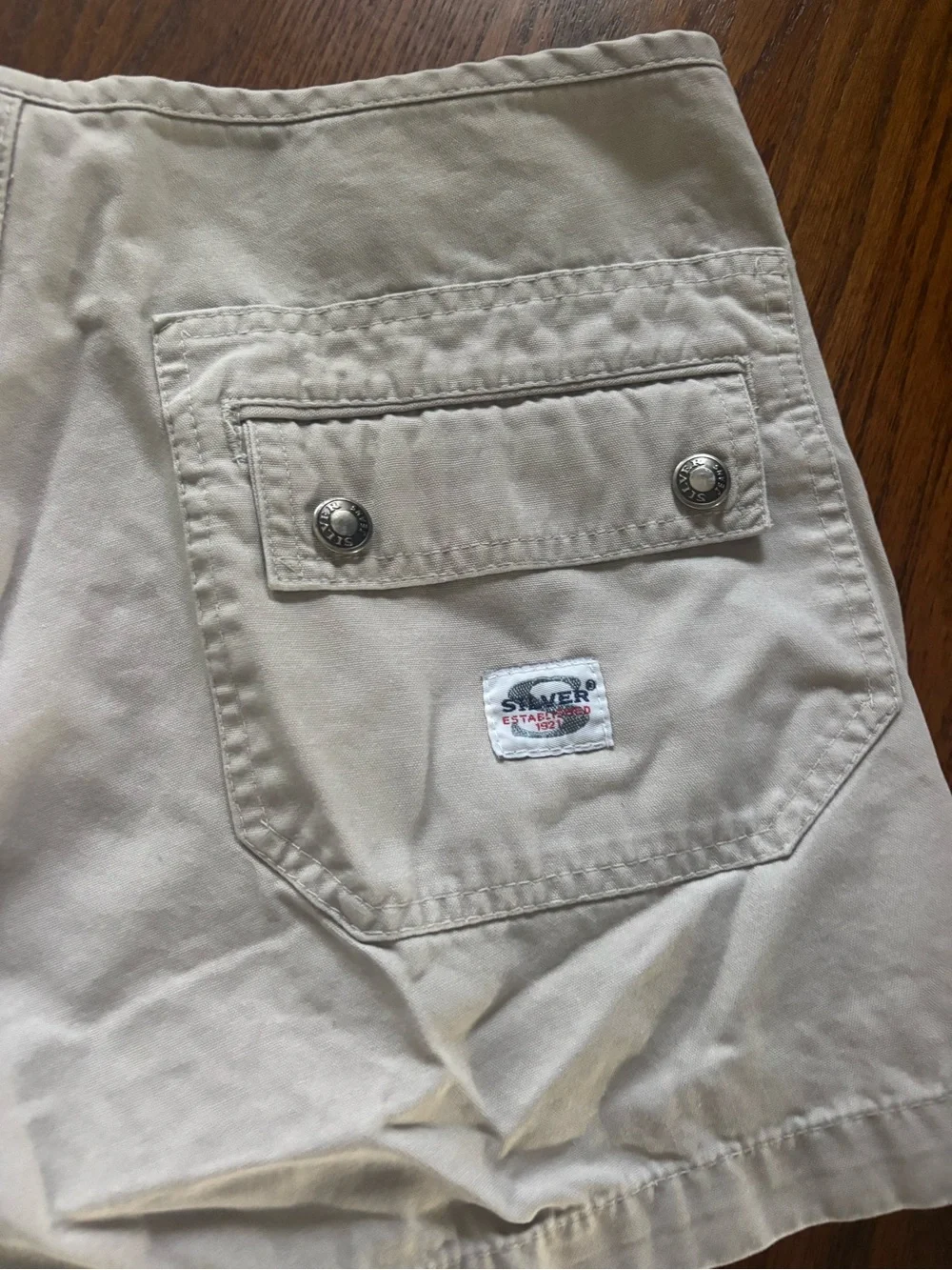 VTG 90s Y2K Silver relaxed casual shorts women's size M